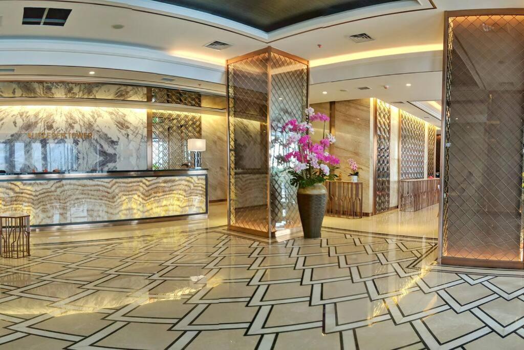 Lovina 1823 At Pollux Meisterstadt Batam Экстерьер фото